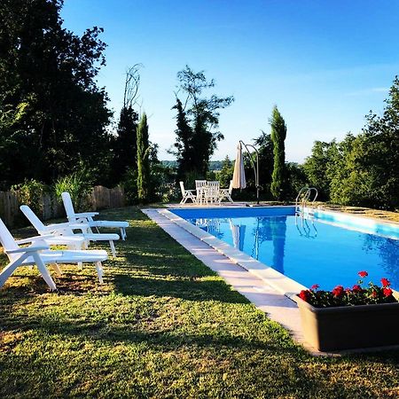 Tenuta Nissole Rocchetta Tanaro Exteriör bild