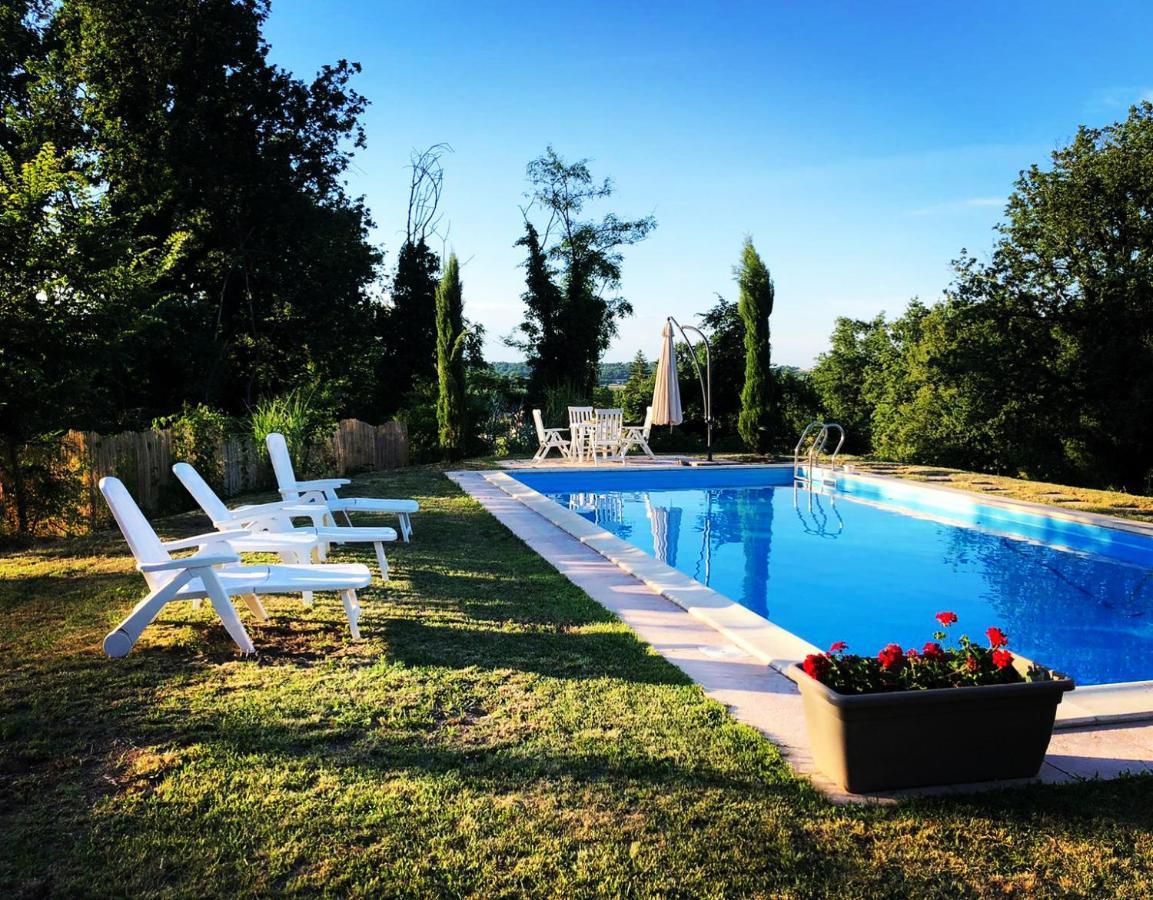 Tenuta Nissole Rocchetta Tanaro Exteriör bild