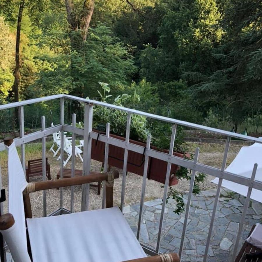 Tenuta Nissole Rocchetta Tanaro Exteriör bild